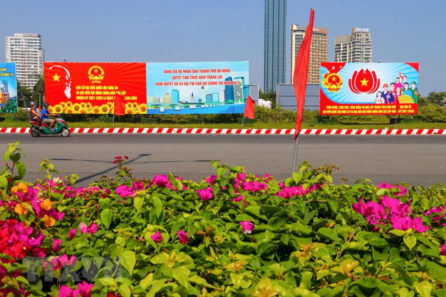 SẮC MÀU NGÀY HỘI